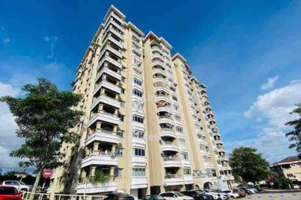 The Nest - Cozy 3-Bedroom Condo, Shah Alam Luaran gambar